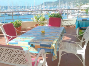 APPARTEMENT T 4 vue SUR MER